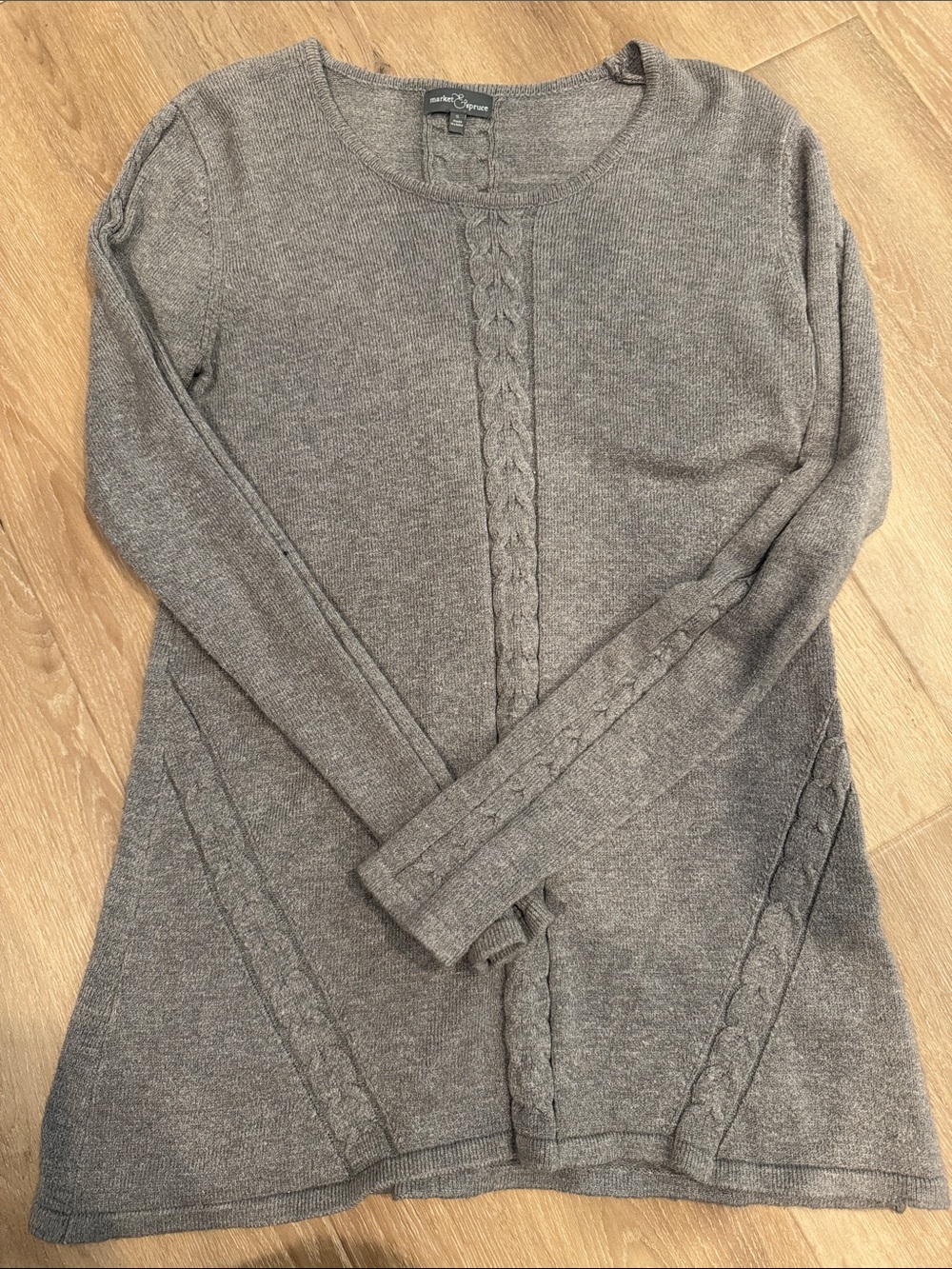 Market & Spruce Gray Cable-Front Scoop Neck Sweater